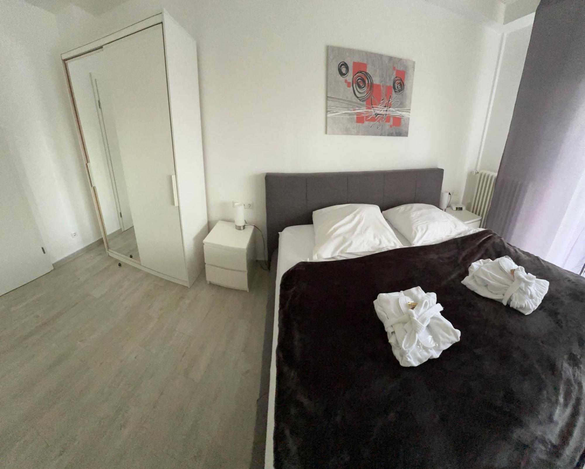 Ferienwohnung Schlossblick - 4 Sterne Sauna Pool Whirlpool Exklusiv Braunfels Εξωτερικό φωτογραφία